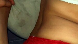 Mi hermano me encuentra borracha y me folla duro