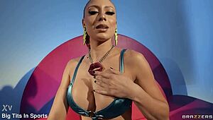 oiled up cassie del isla gets double penetration now