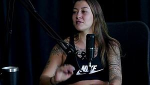 watch the best moments of the dirty talk with flor de damiana