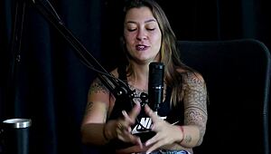 watch the best moments of the dirty talk with flor de damiana