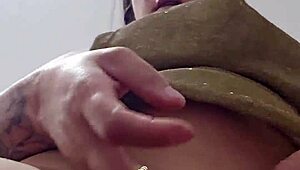 o fetiche dele e comer puta mas aquelas putas que da gostoso e de graca