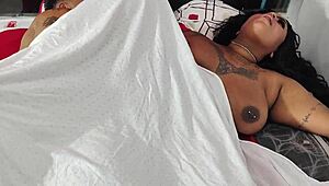 Jenna jaymes deepthroats and tittyfucks big cock