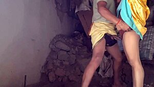 Azjatycka wiejska gospodyni robi loda w dżungli i cum w ustach