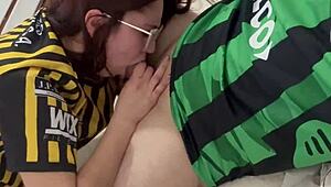 La putita de mi rival me chupa la pija en anal masturbation