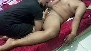 ziyya shows super wet pussy in latest indonesian homemade 😍