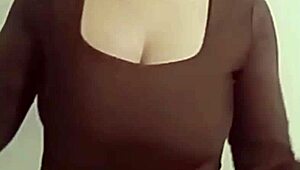 beautiful amateur orgasms with natural tits