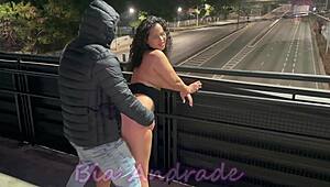 On the 23 de maio bridge she fucks hard with two guys outdoors