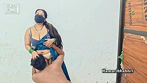 Desi Bhabhi Hard Fucked In Sexy Saree
