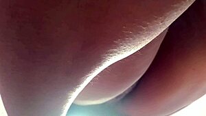 latina curvy pone abajo su cam y te muestra como arregla la casa mientras tu observas debajo de ese vestido corto negro upskirt real en hd