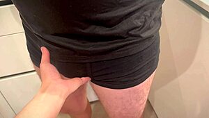 Mamad a profunda con corrida en mis tetas en la cocina